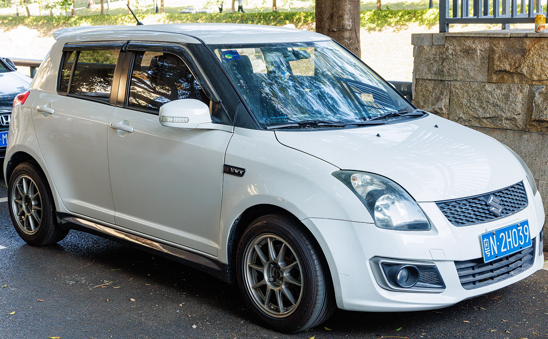 Suzuki Swift II AH,AJ