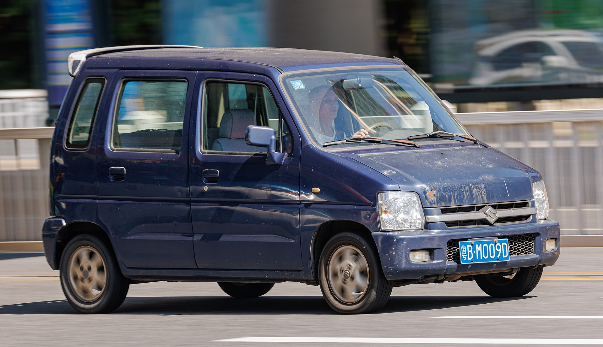 Suzuki Wagon R+ EM
