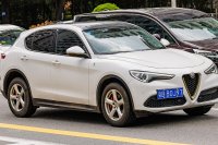 Alfa Romeo Stelvio — снимка 3