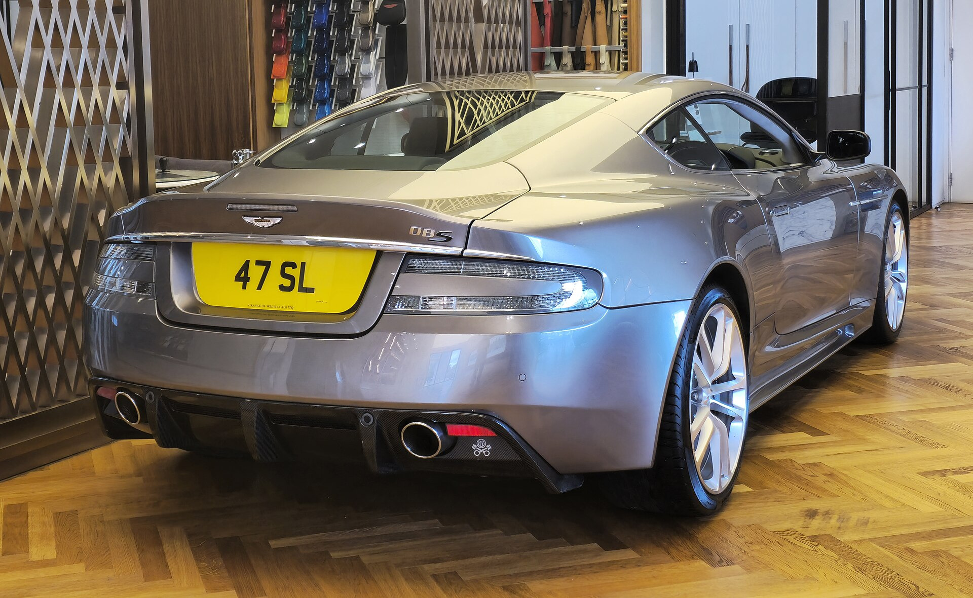 Aston Martin DBS
