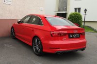 8V Sedan