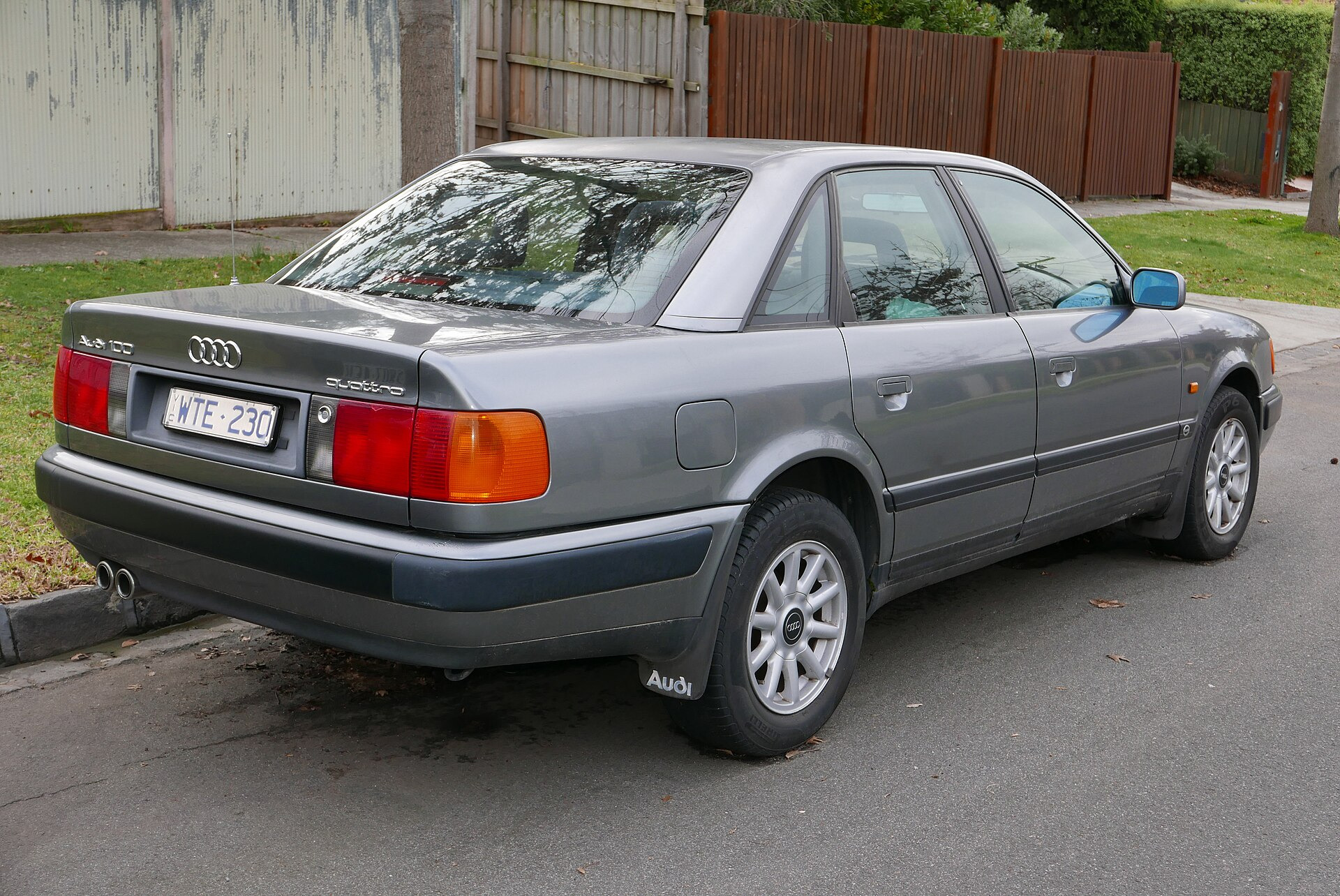 Audi S4 4A,C4