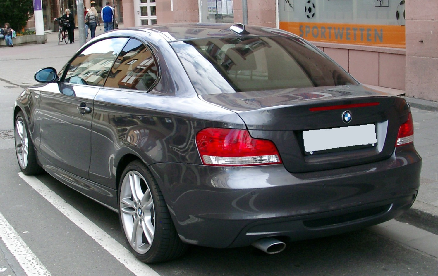 BMW 1er Coupe E82 120i (170hp)