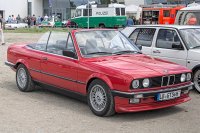 E30