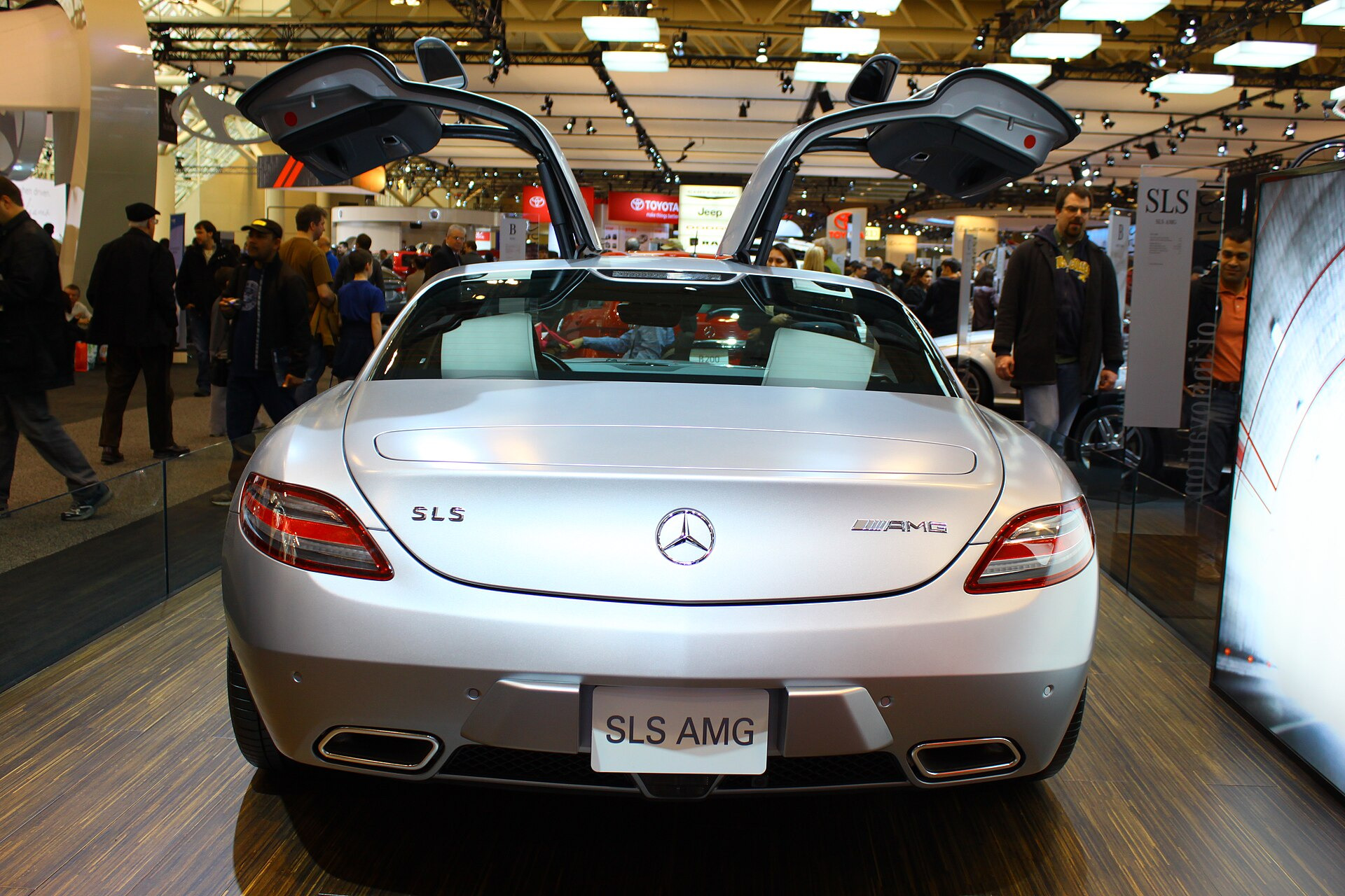 Mercedes-Benz SLS-Class