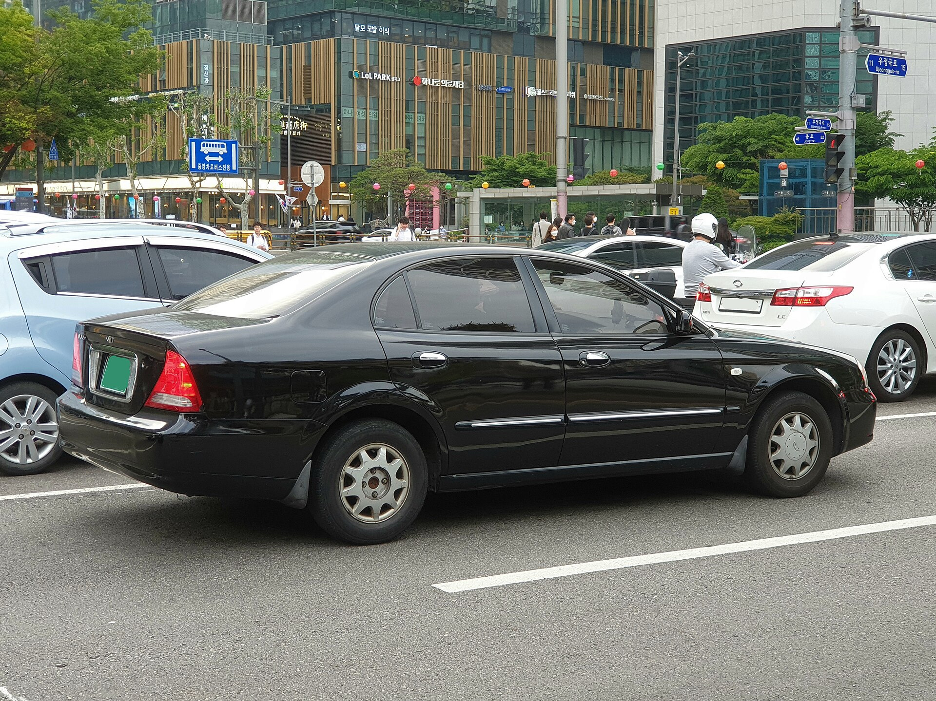 Daewoo Magnus