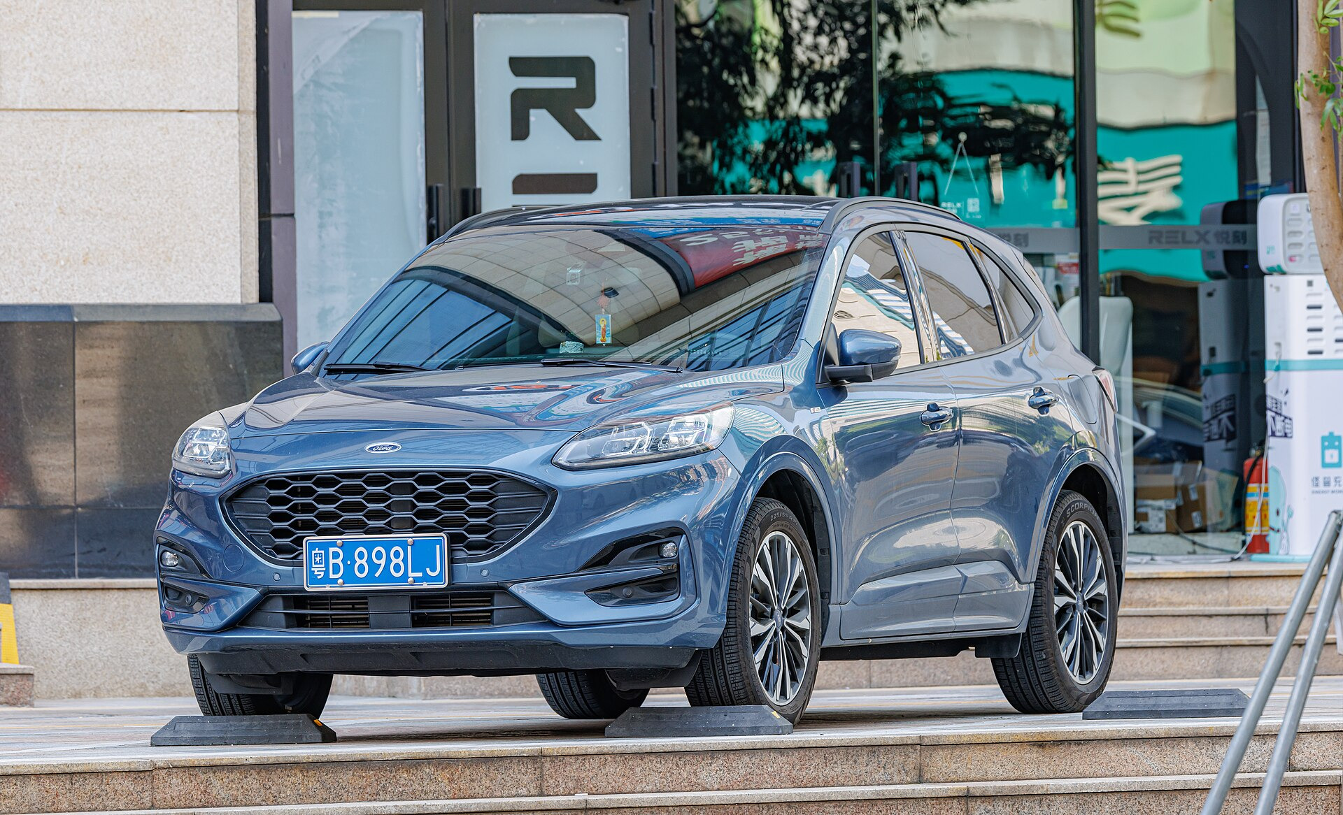 Ford Escape 2.3 i 16V (155hp)