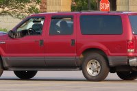 Ford Excursion 6.8i 4WD (314hp) — снимка 2