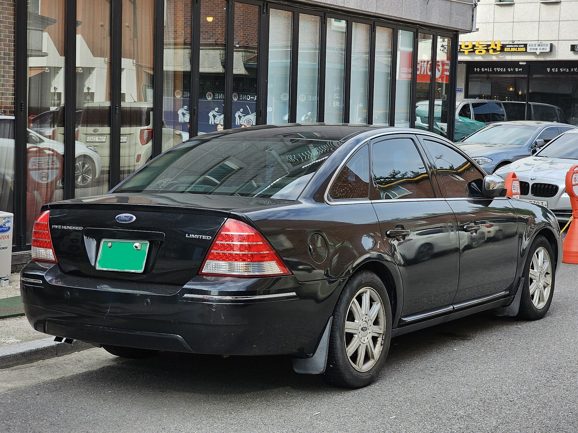 Ford Five Hundred 3.0 i V6 24V (203hp)