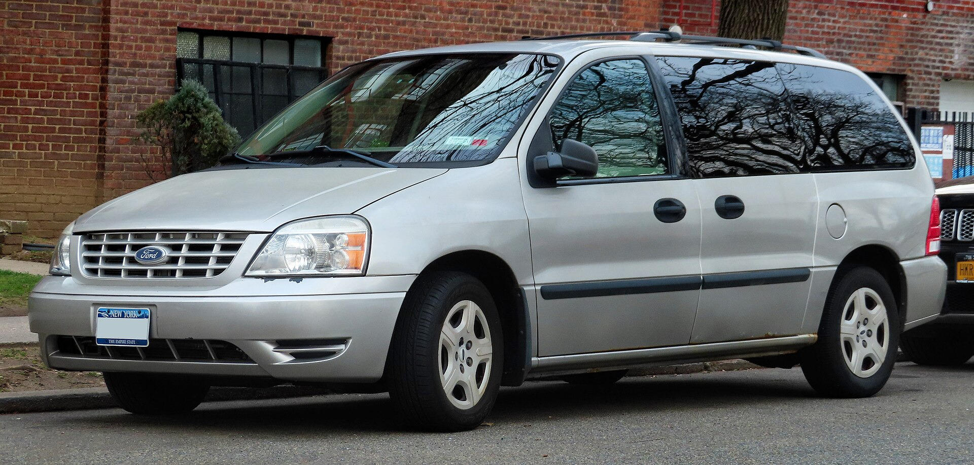 Ford Freestar 4.2 i V6 Sport (204hp)