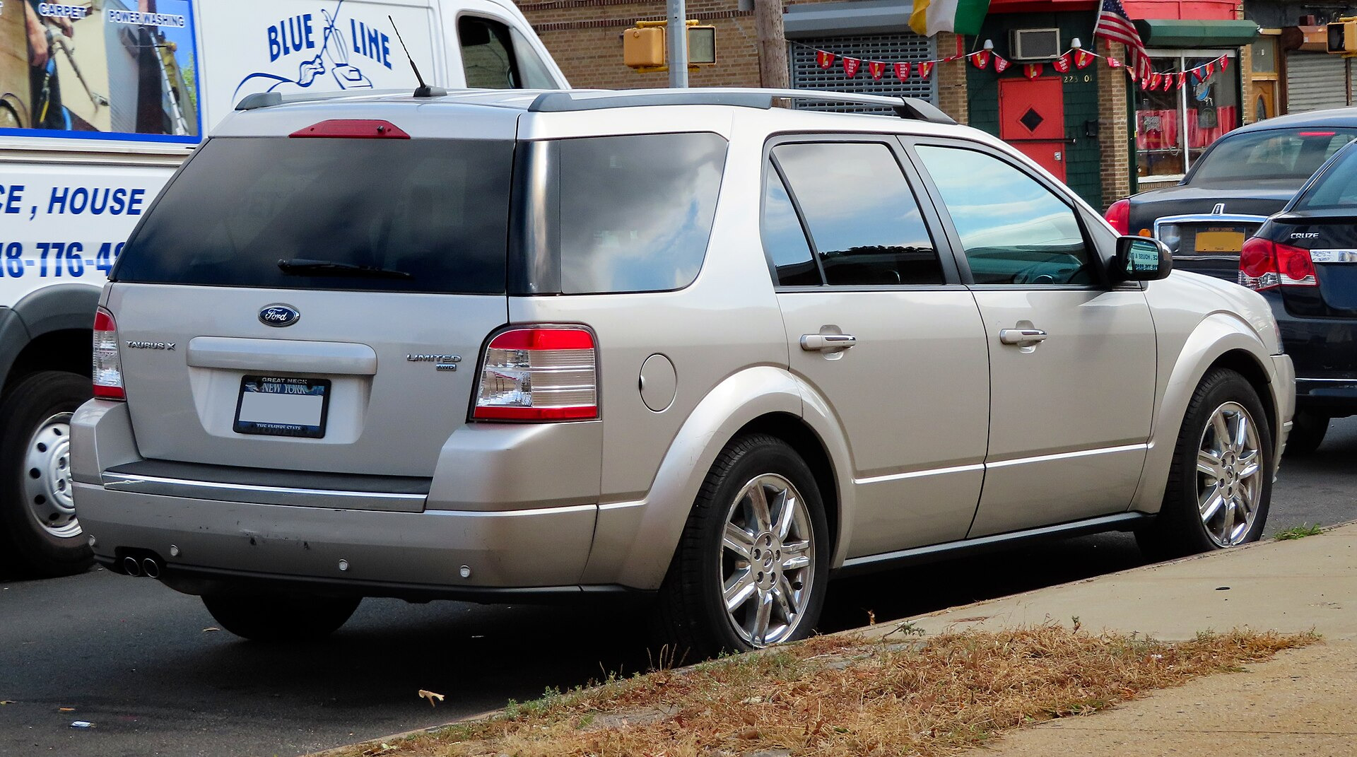 Ford Taurus X