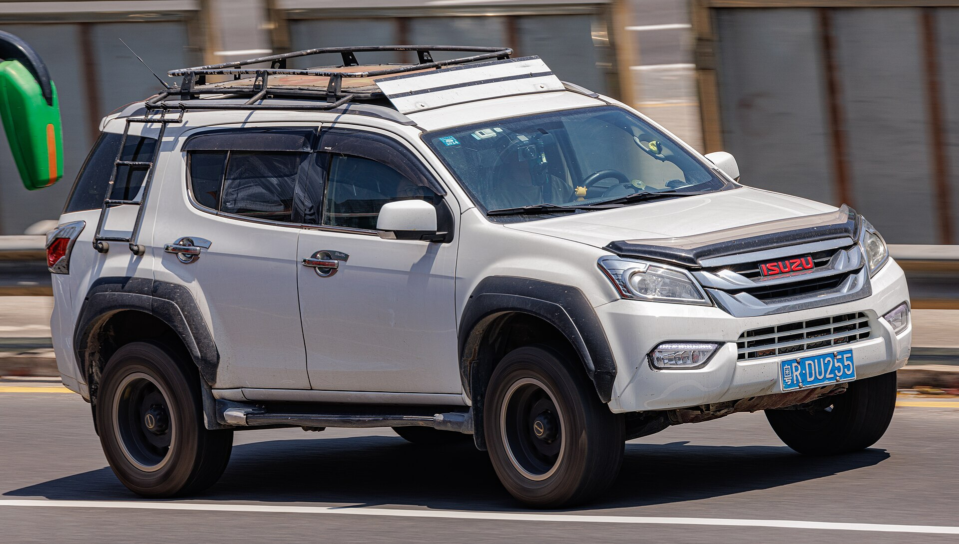 Isuzu Mu