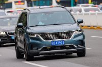 Kia Carnival III — снимка 2