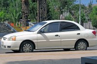Kia Rio II Sedan — снимка 2
