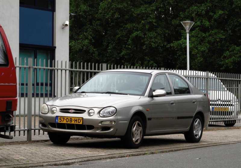 Kia Shuma FB
