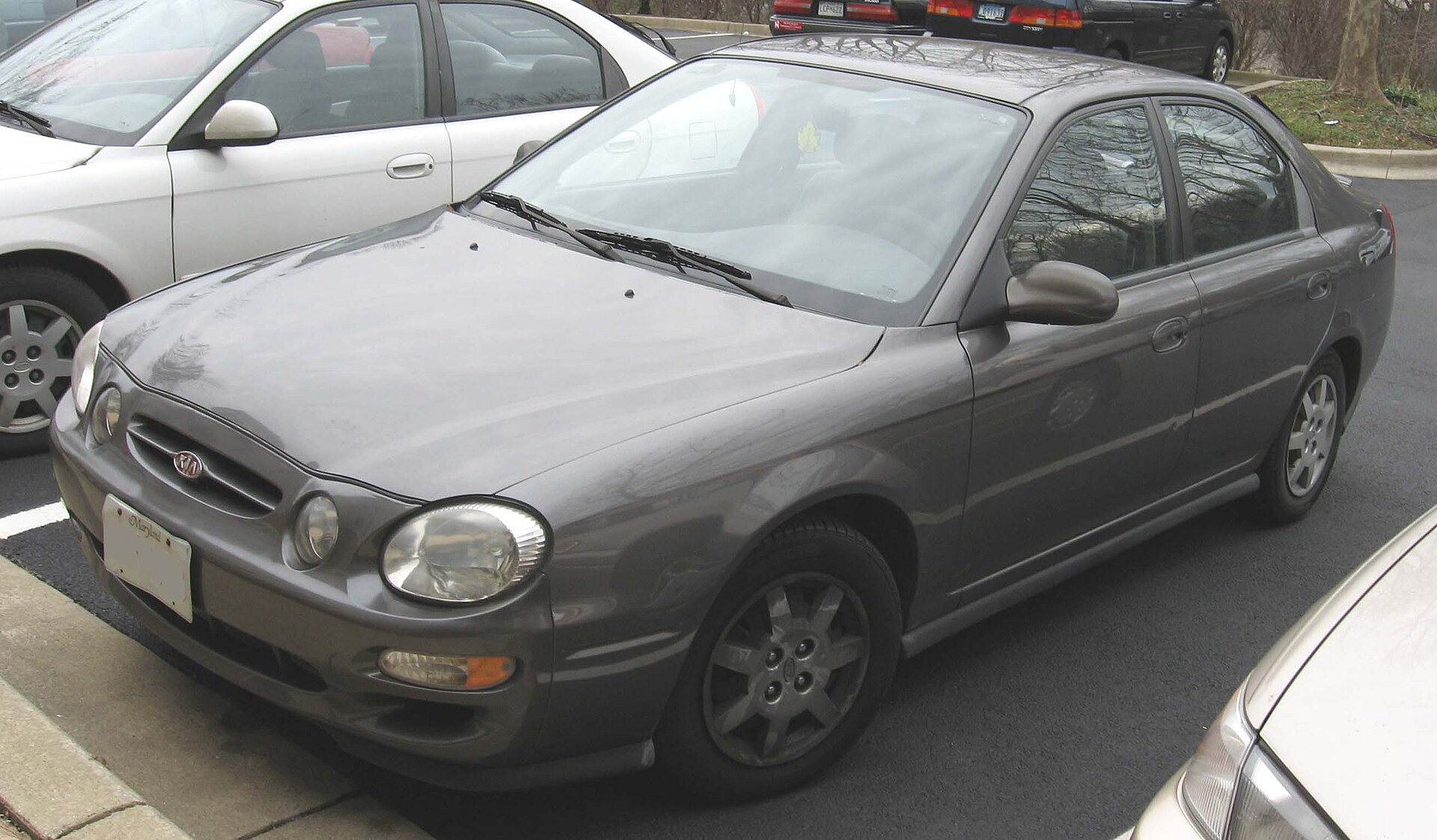 Kia Spectra USA 1.8i (126hp)