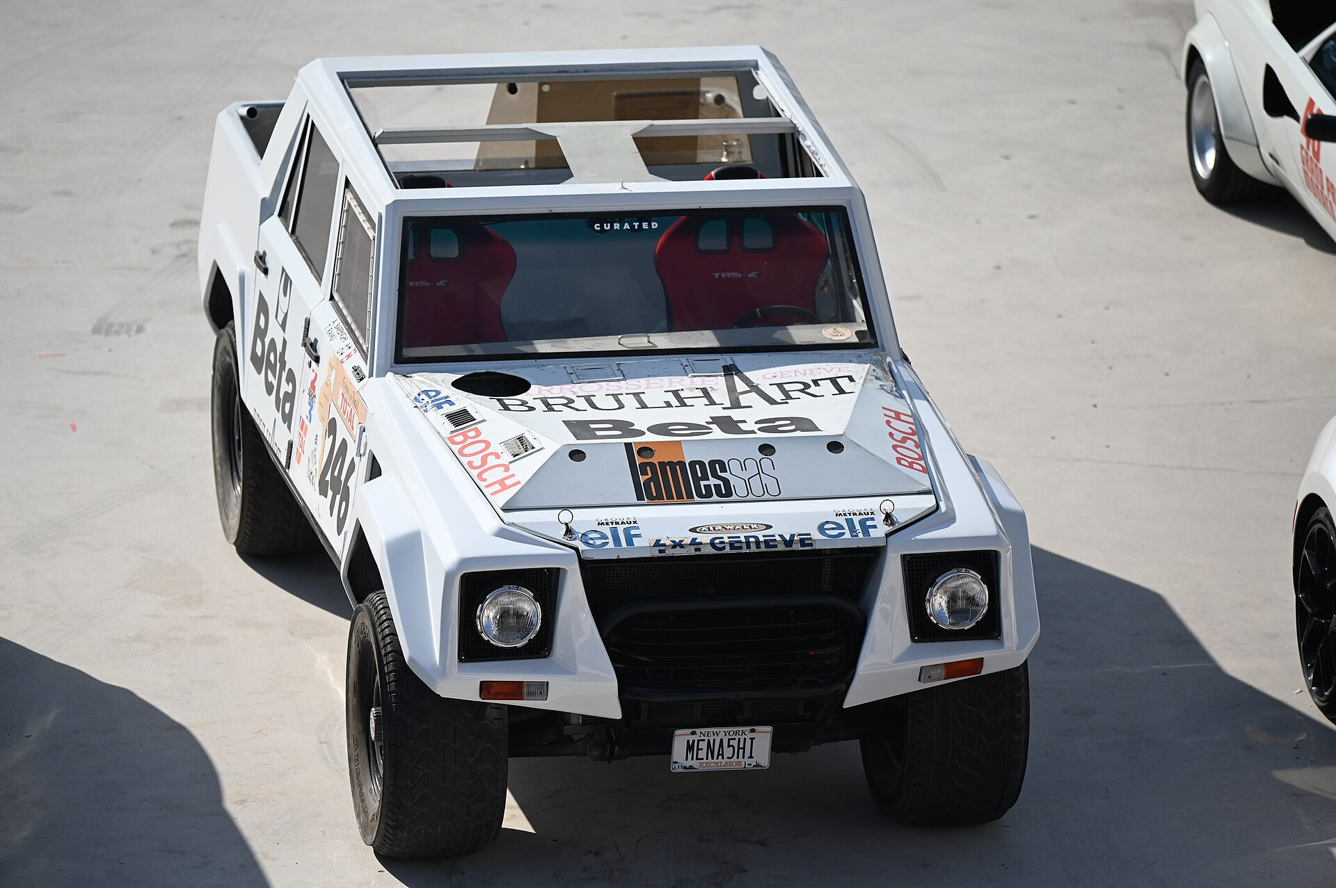 Lamborghini LM002 Lm-002