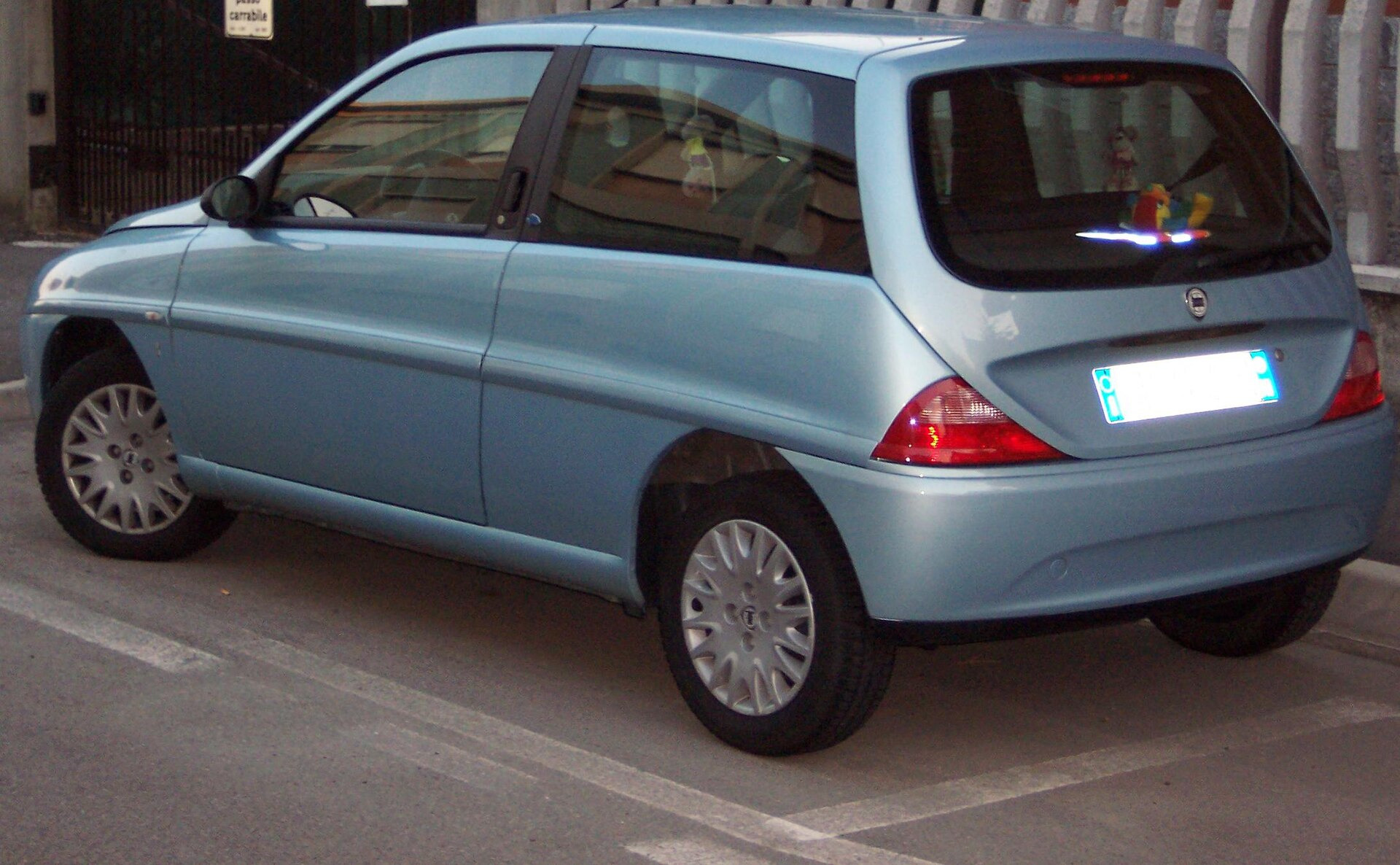 Lancia Y Y10 156