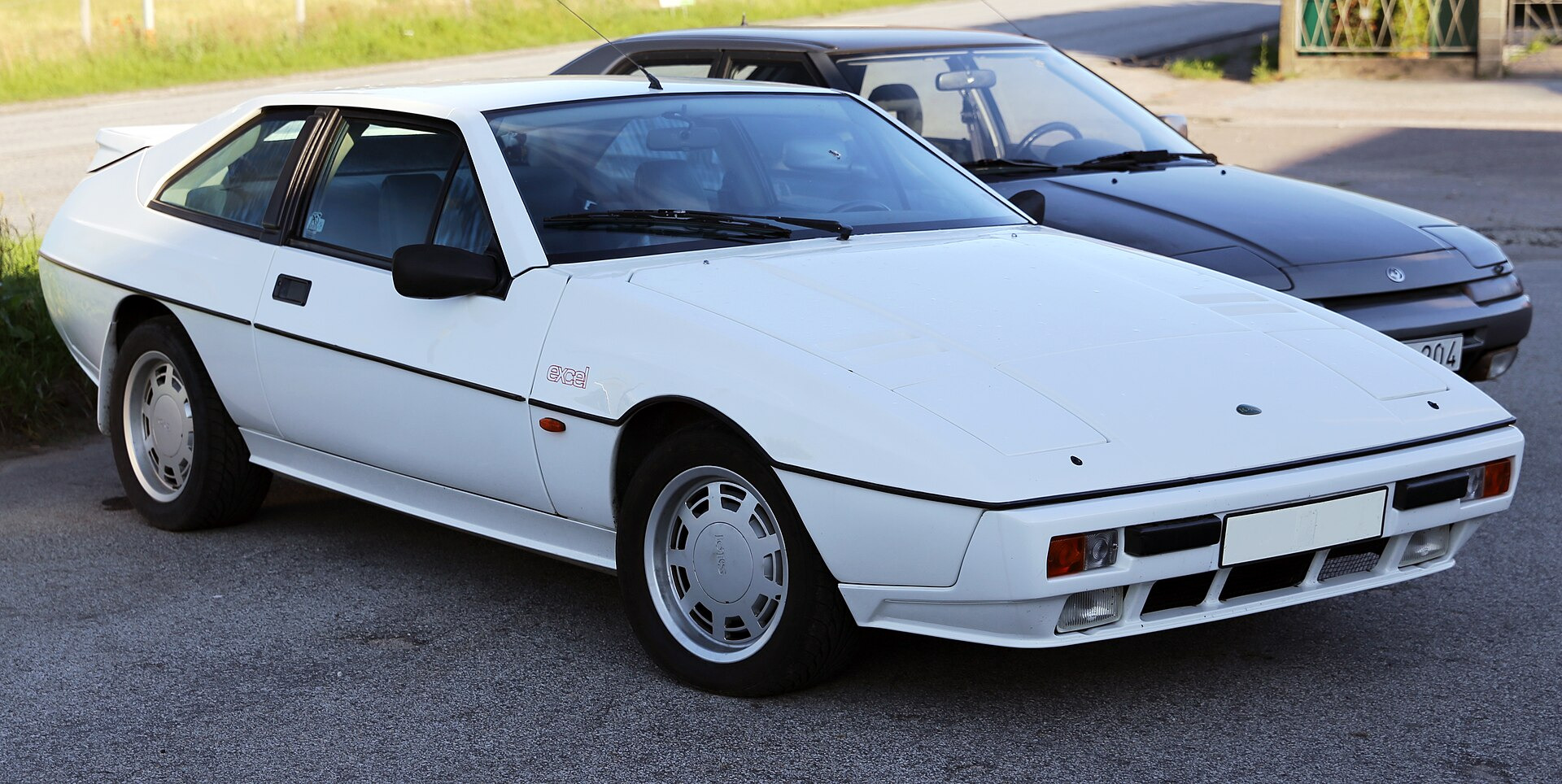 Lotus Excel 2.2 SE/SA (184hp)
