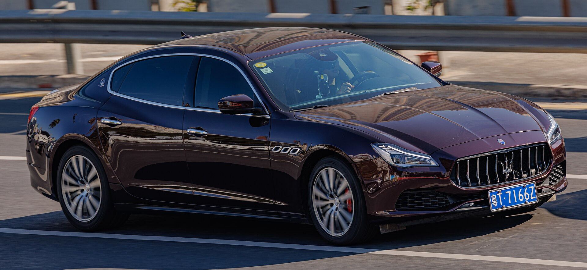 Maserati Quattroporte