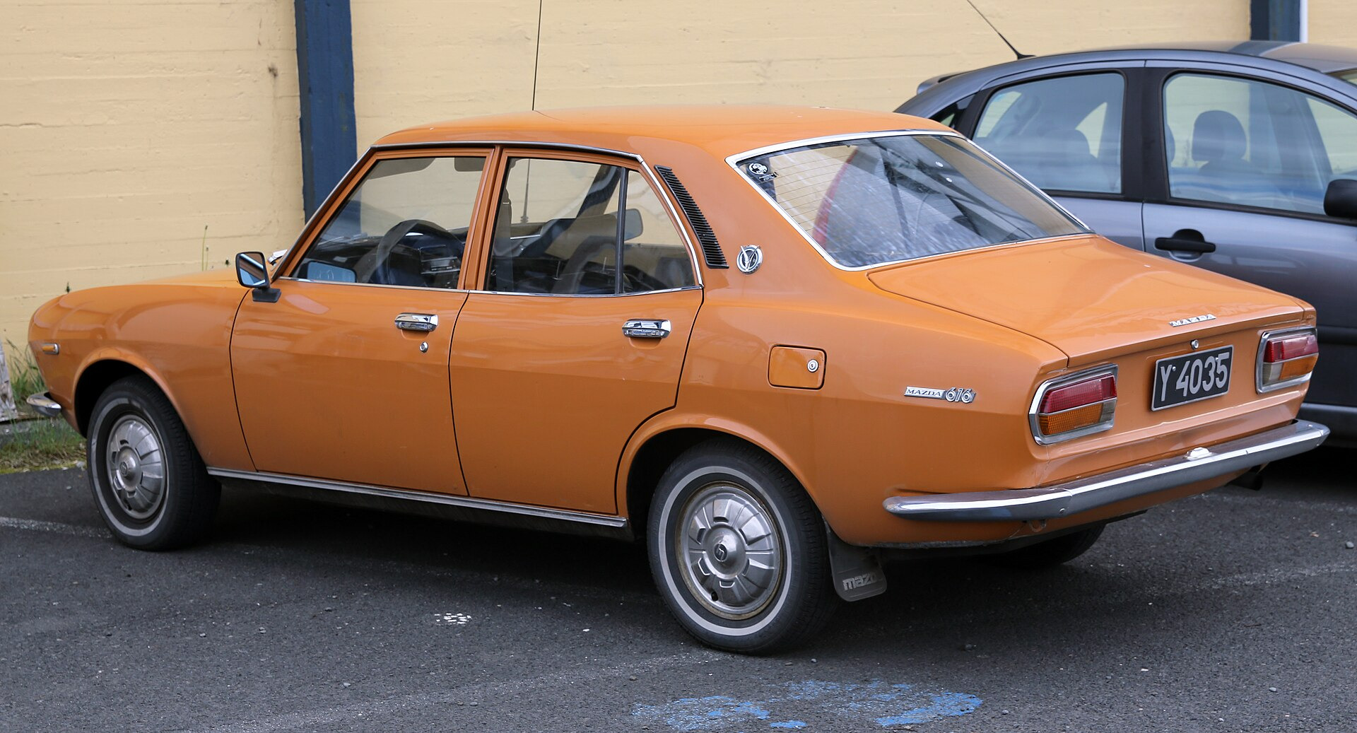 Mazda 616