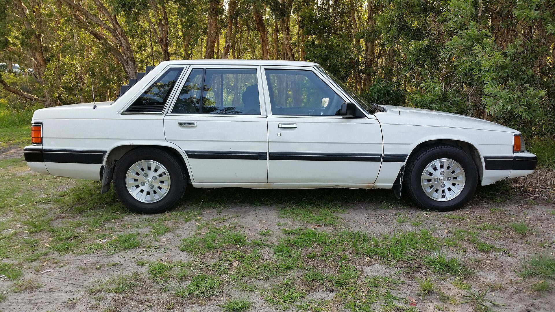 Mazda 929 HB