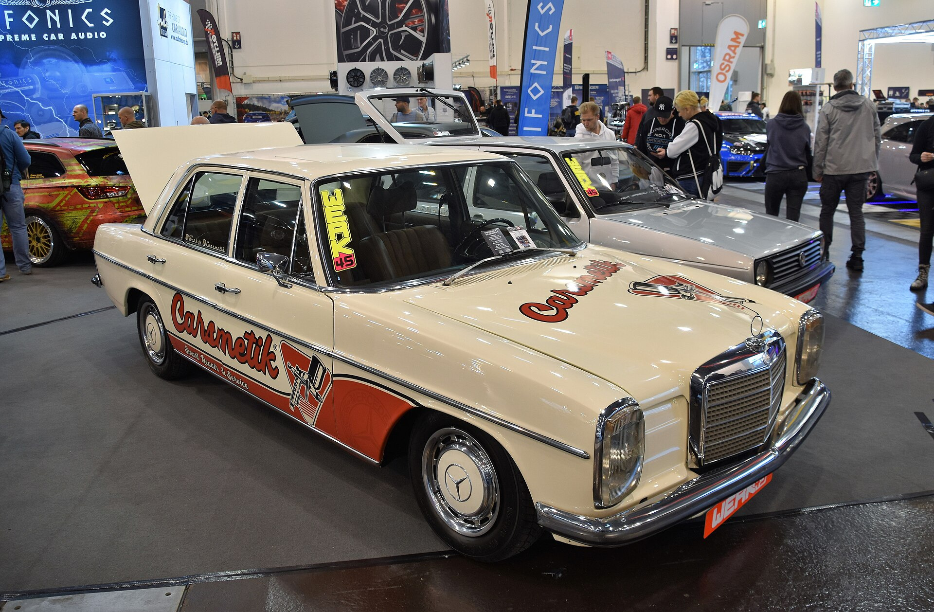 Mercedes-Benz /8 Coupe W114