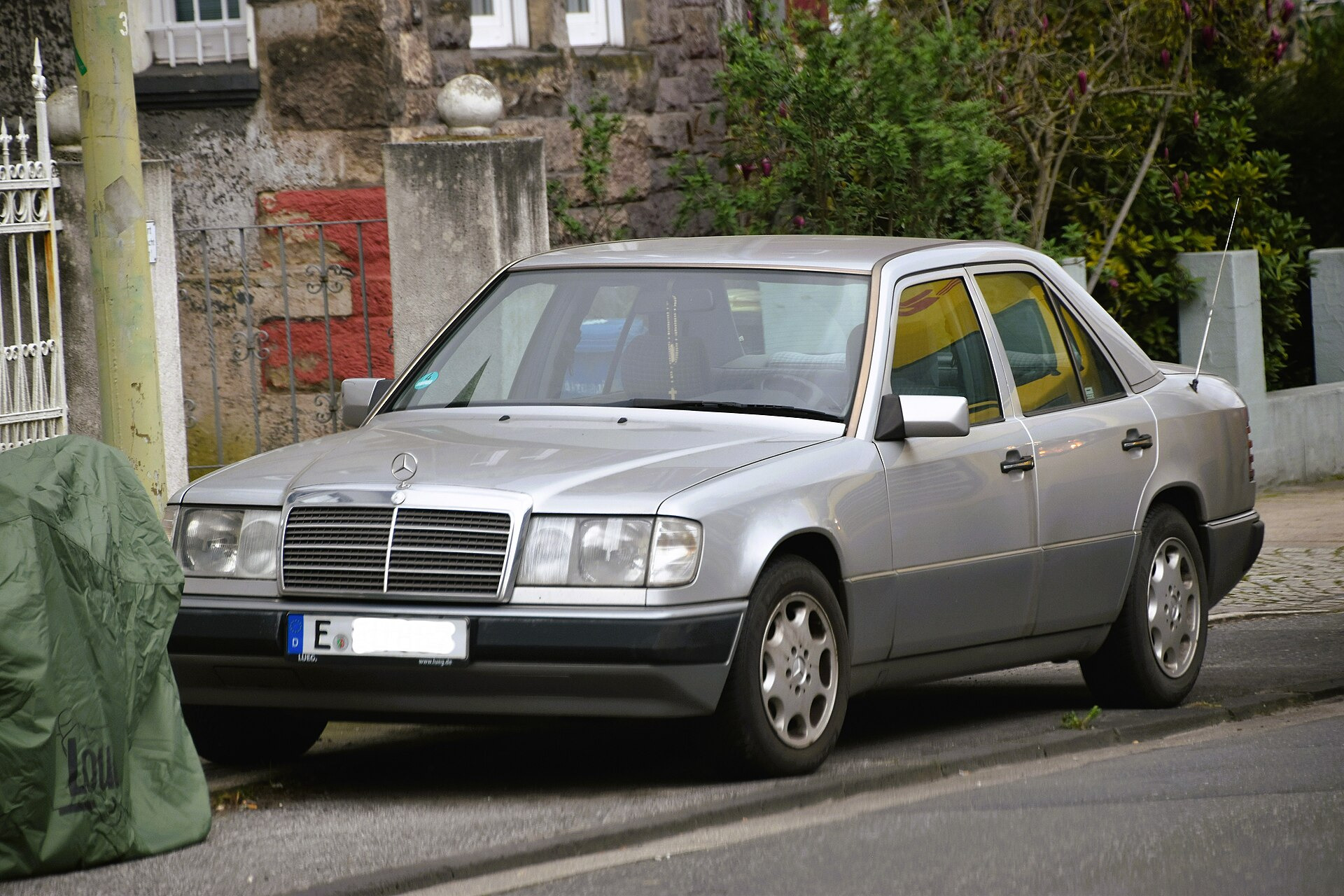 Mercedes-Benz 230 W124