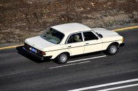 Mercedes-Benz 240 W123 — снимка 2