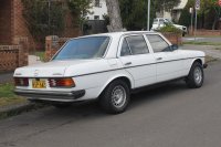 Mercedes-Benz 300 W123 — снимка 2