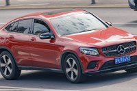 Mercedes-Benz GLC Coupe 2.0 Hybrid AT (320hp) 4x4 — снимка 2