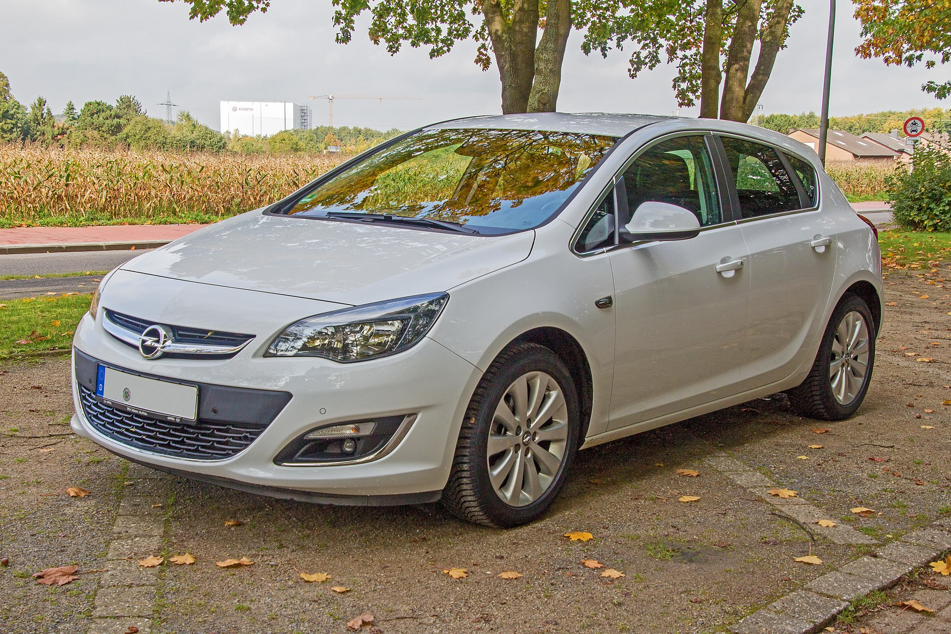 Opel Astra J