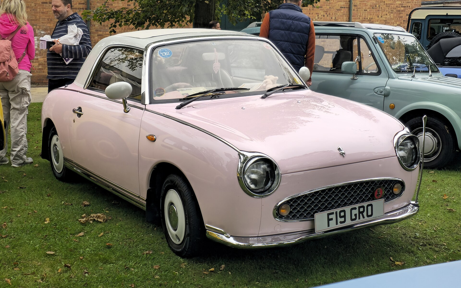 Nissan Figaro