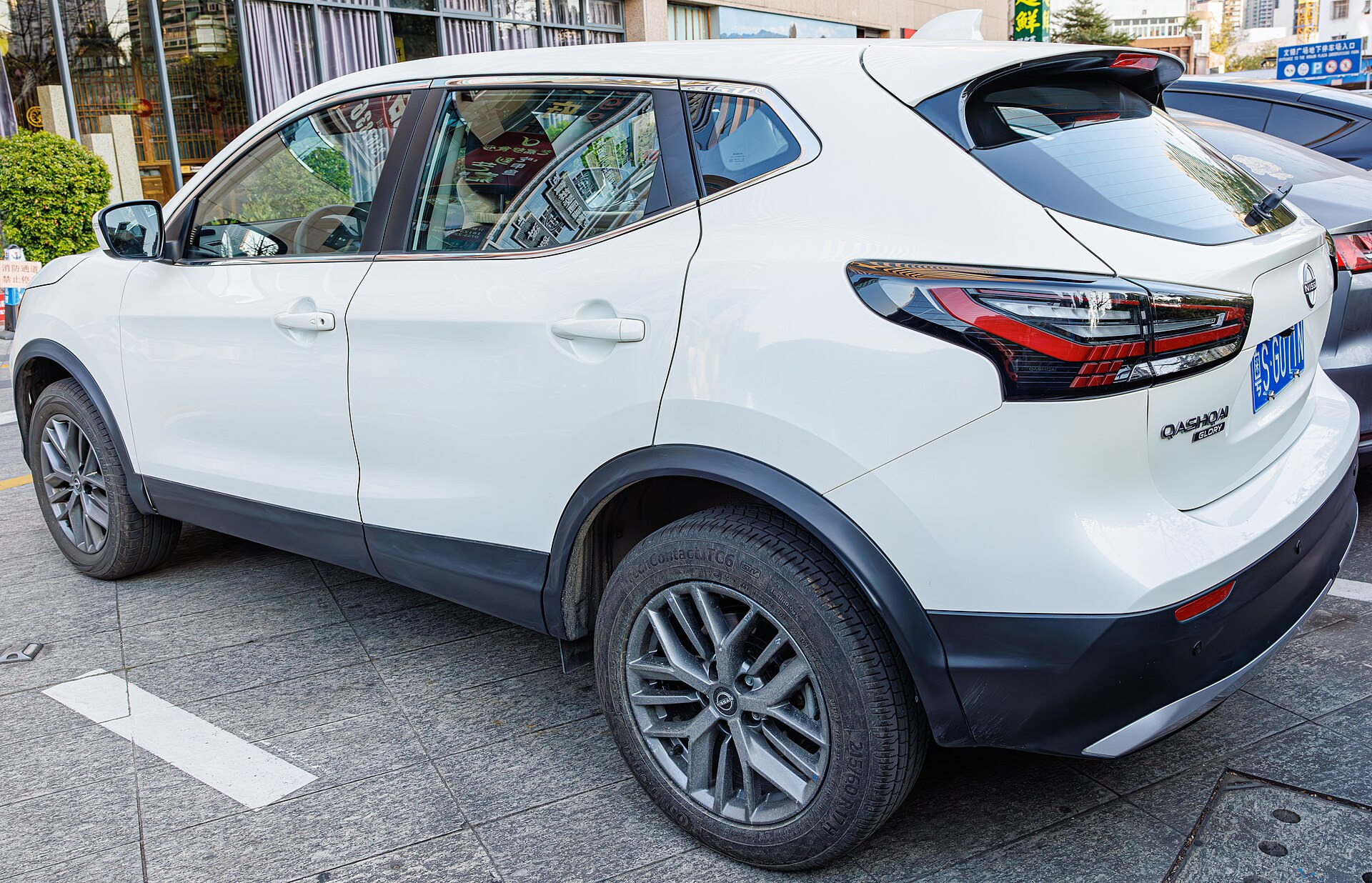 Nissan Qashqai Qashqai+2 2010 facelift