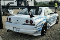 R33
