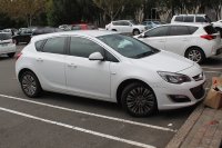 Opel Astra J Restyling — снимка 2