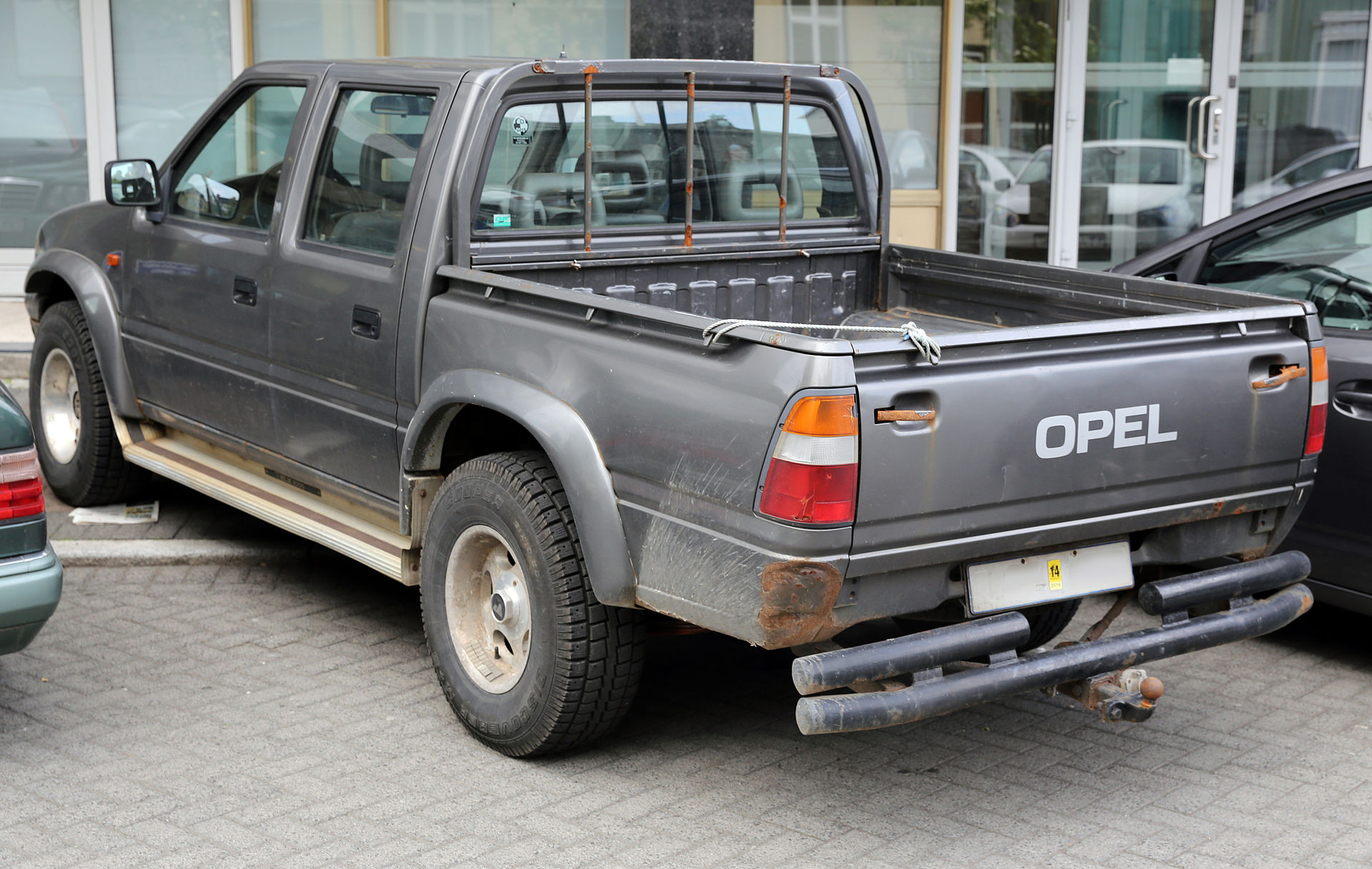 Opel Campo