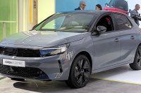 E hatchback 3d