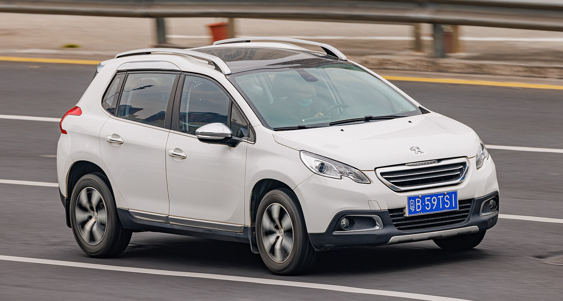 Peugeot 2008 1.6 e-HDi (92hp) FAP STT AT