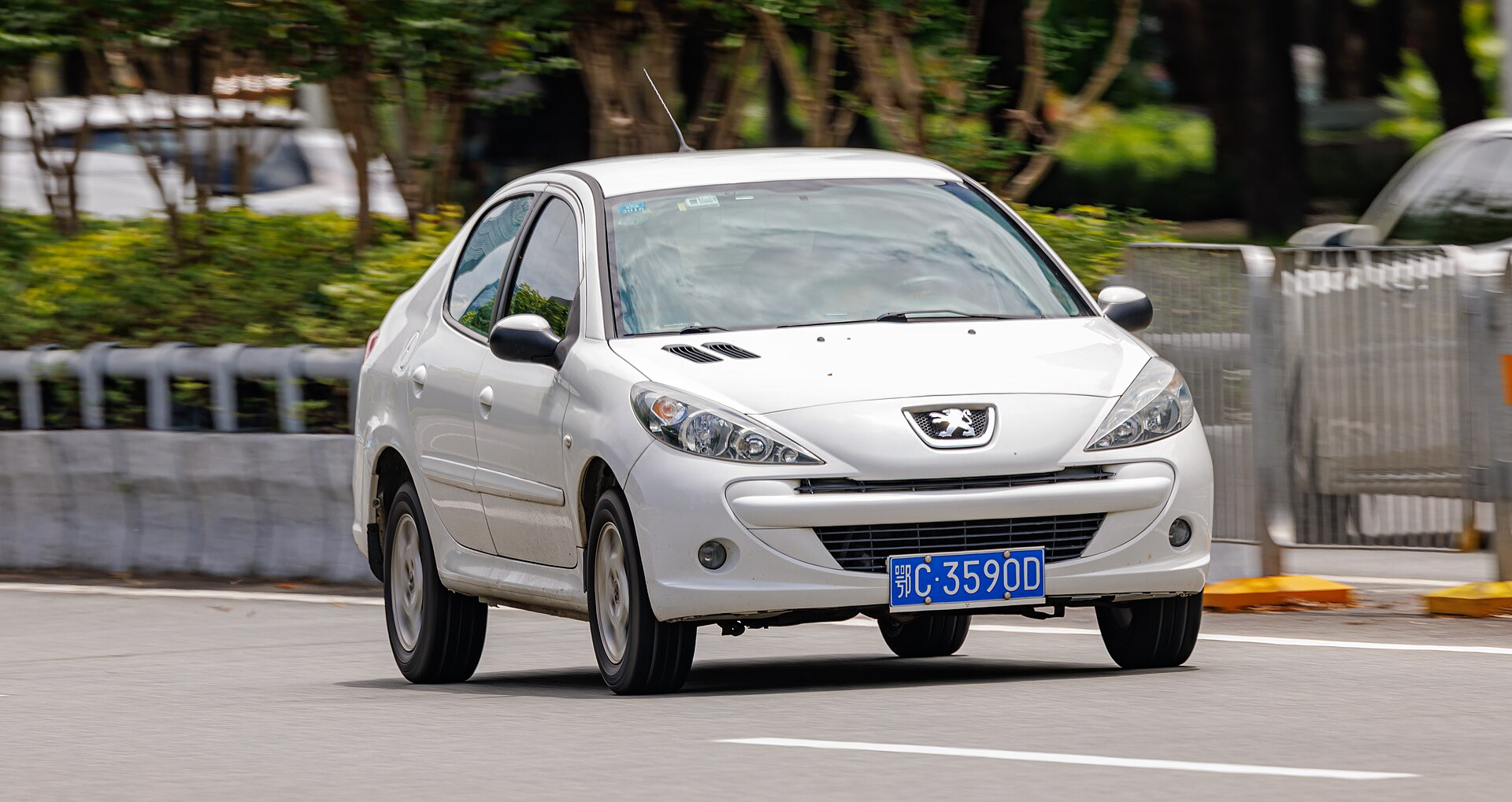 Peugeot 206 1.1 i (60hp)