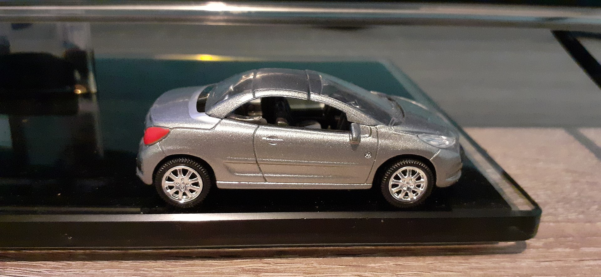 Peugeot 207 1.4 HDi (70)