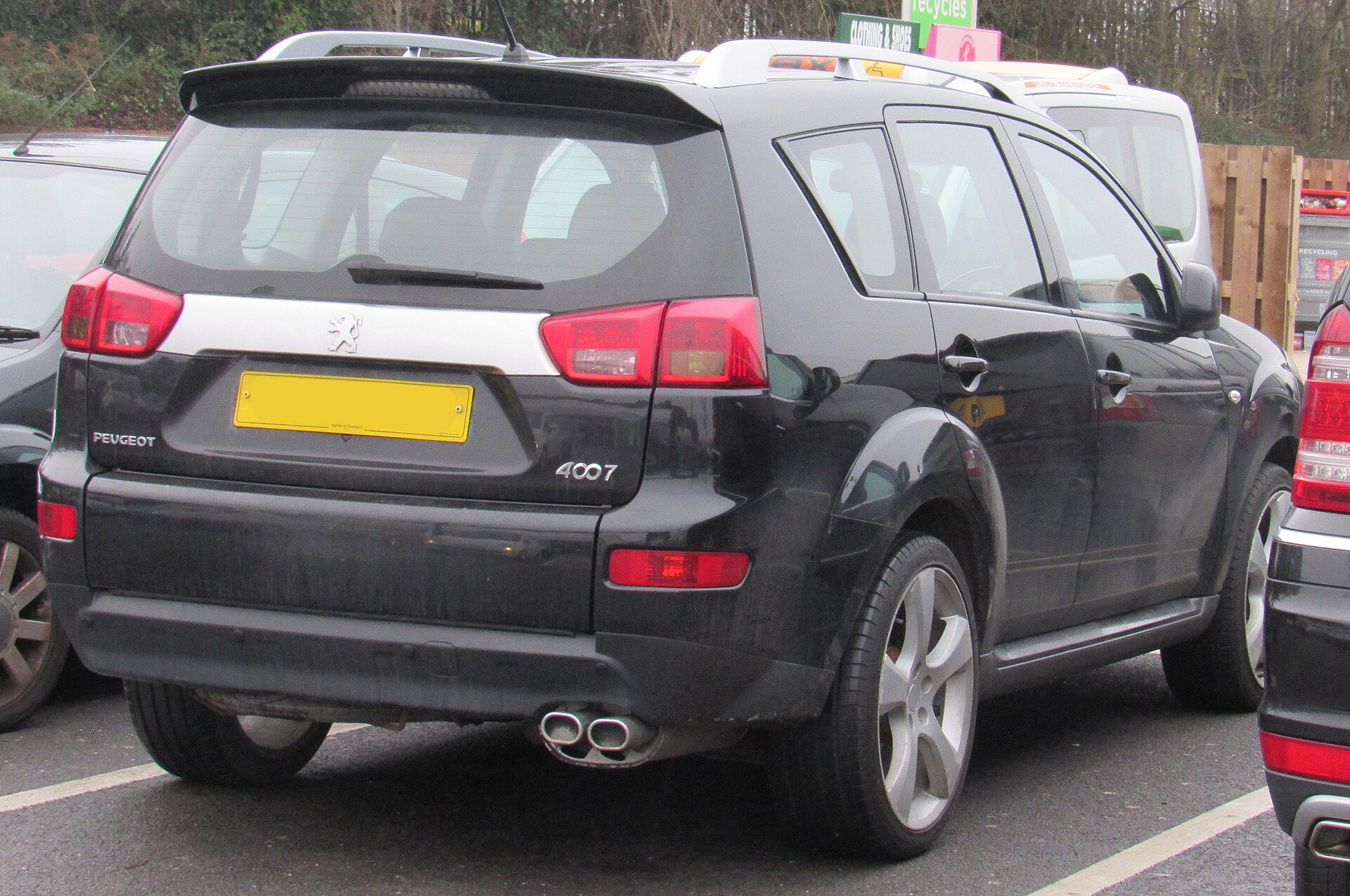 Peugeot 4007 2.4 l 16V (170hp)