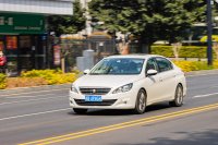 Peugeot 408 — снимка 2