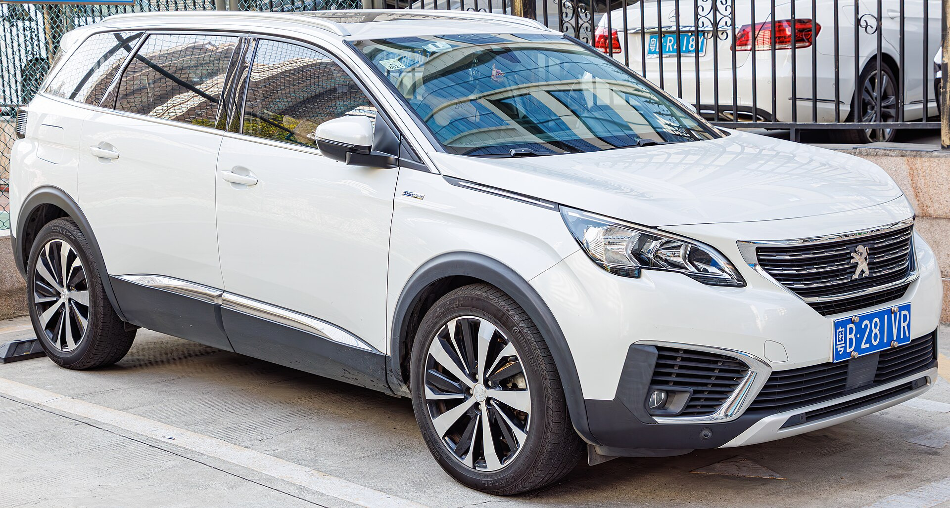 Peugeot 5008 II