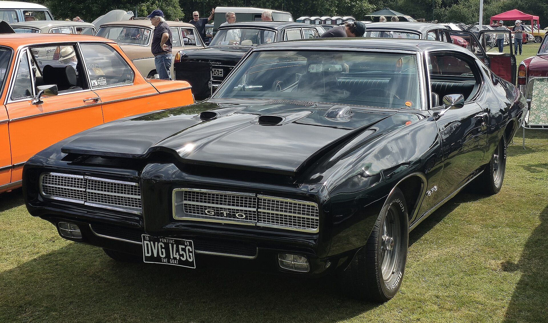 Pontiac GTO 5.7 i V8 16V (344hp)