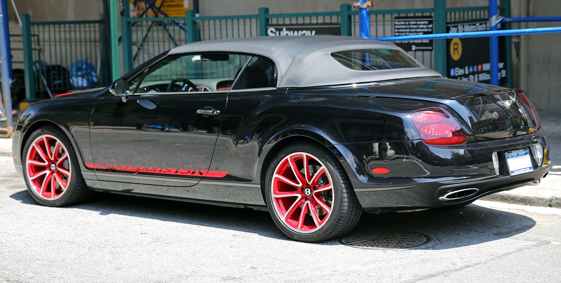 Bentley Supersport Convertible