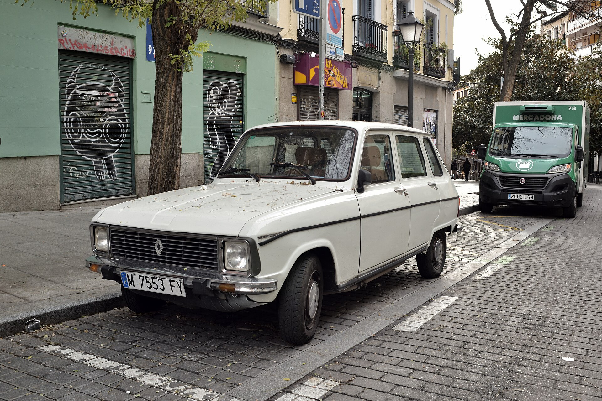 Renault 6 1.1 (48hp)