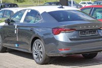 IV Liftback