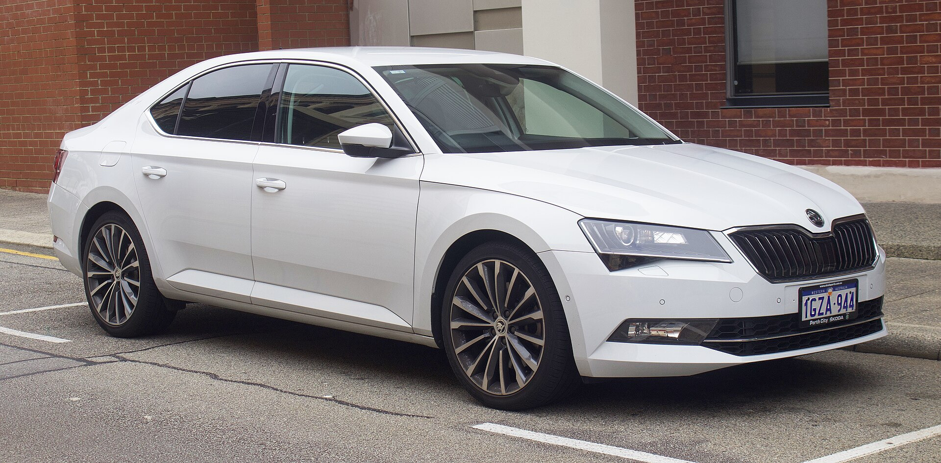 Skoda Superb III Liftback