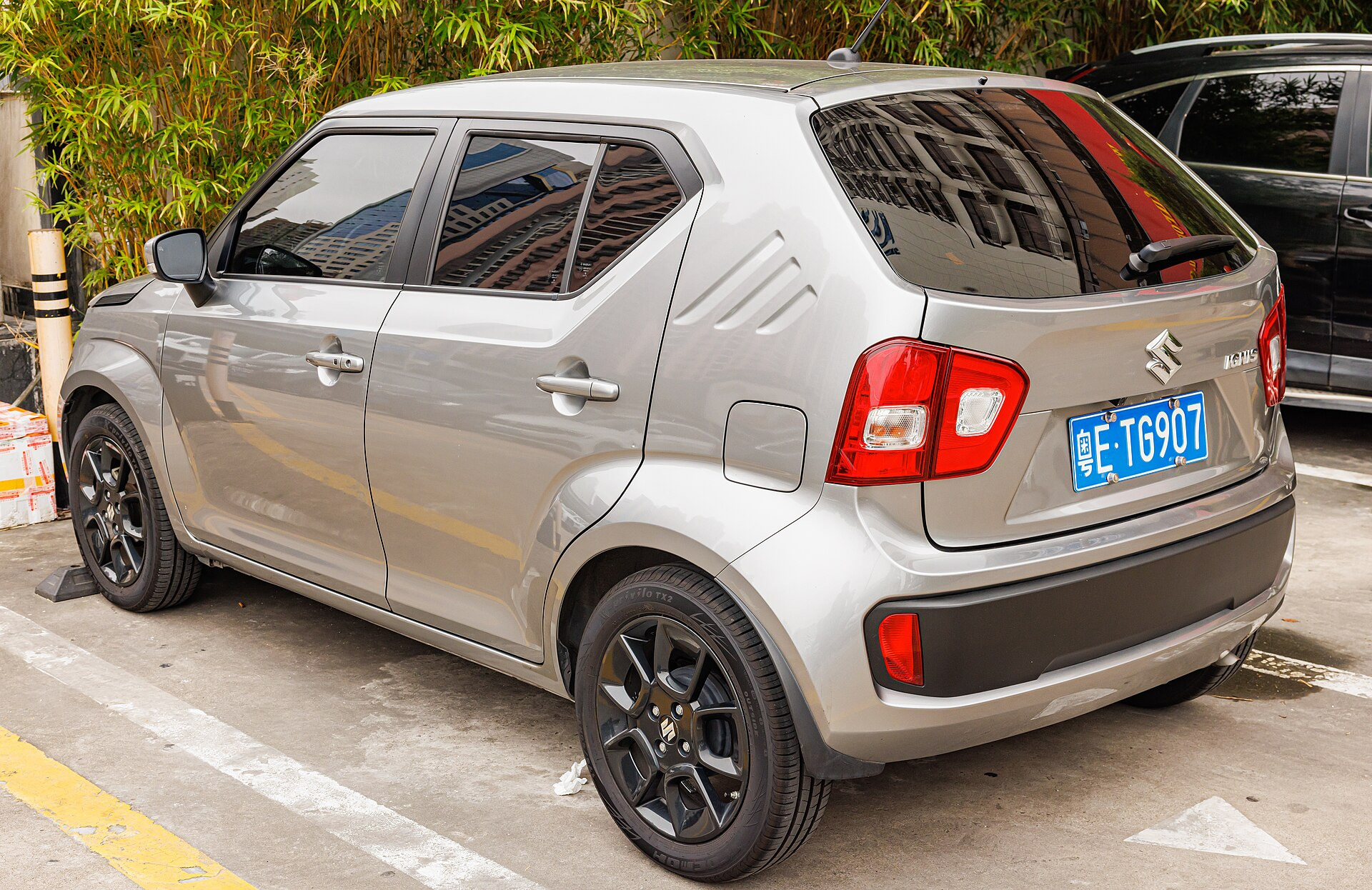 Suzuki Ignis 1.3 i 16V 4WD (94hp)